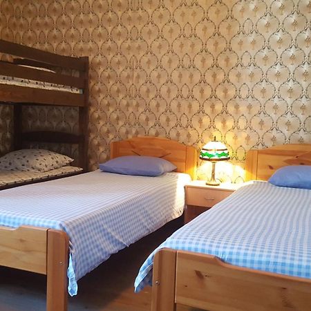 Deluxe Apartments In The City Center With Balcony Pärnu Exterior foto